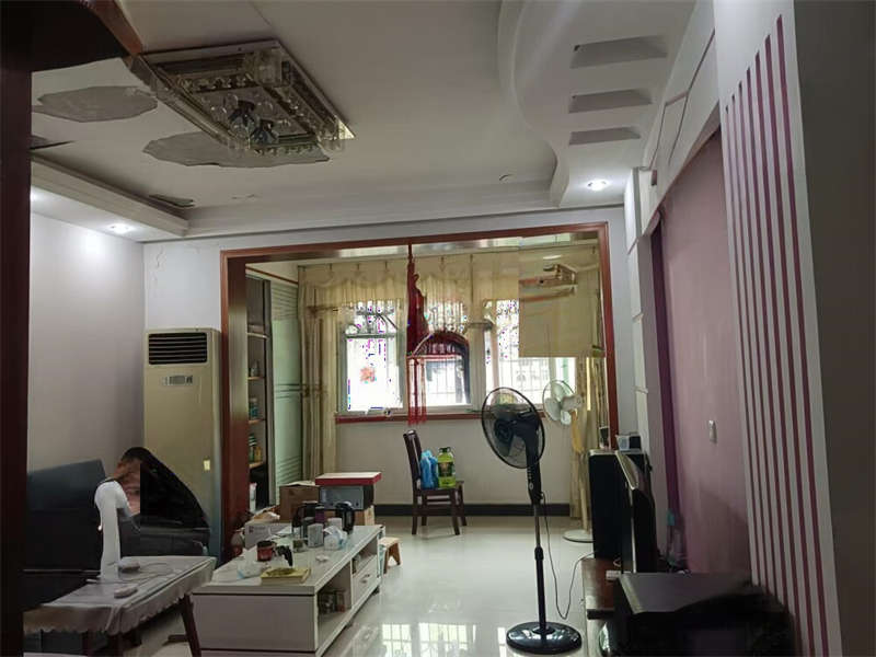 長(zhǎng)軸社區(qū)（長(zhǎng)沙軸承廠(chǎng)）法拍房6號(hào)住宅樓305室