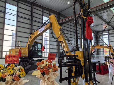 攜手共筑中俄工程機械新篇章 山東晉工科技首臺設(shè)備交付與百臺簽約儀式圓滿舉行